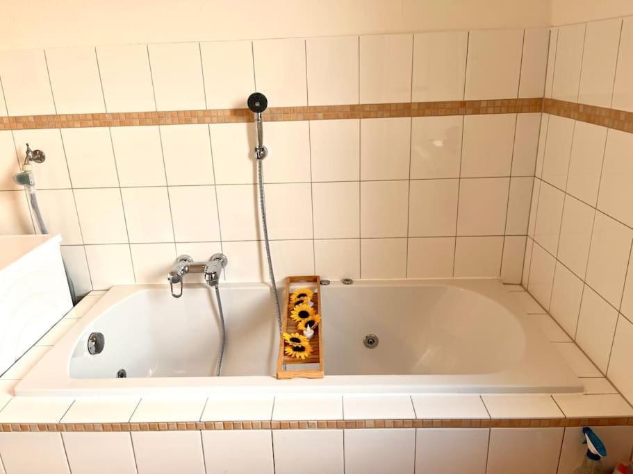 Doppelzimmer Mit Terrasse In Privatem Zuhause Lübeck Exteriér fotografie